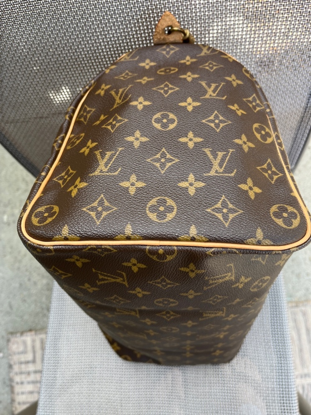 Louis Vuitton 40 CM Brown Monogram Beautiful with Lock - Picture 12 of 17